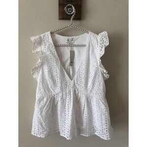 NWT Jun & Ivy Womens Size XL White Eyelet Lace Top V-Neck Cap Ruffle Sleeve